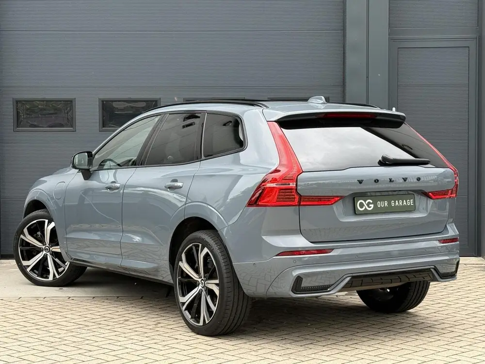 Volvo XC60 T8 Plug-in AWD Ultimate Dark uit 2023, foto 7