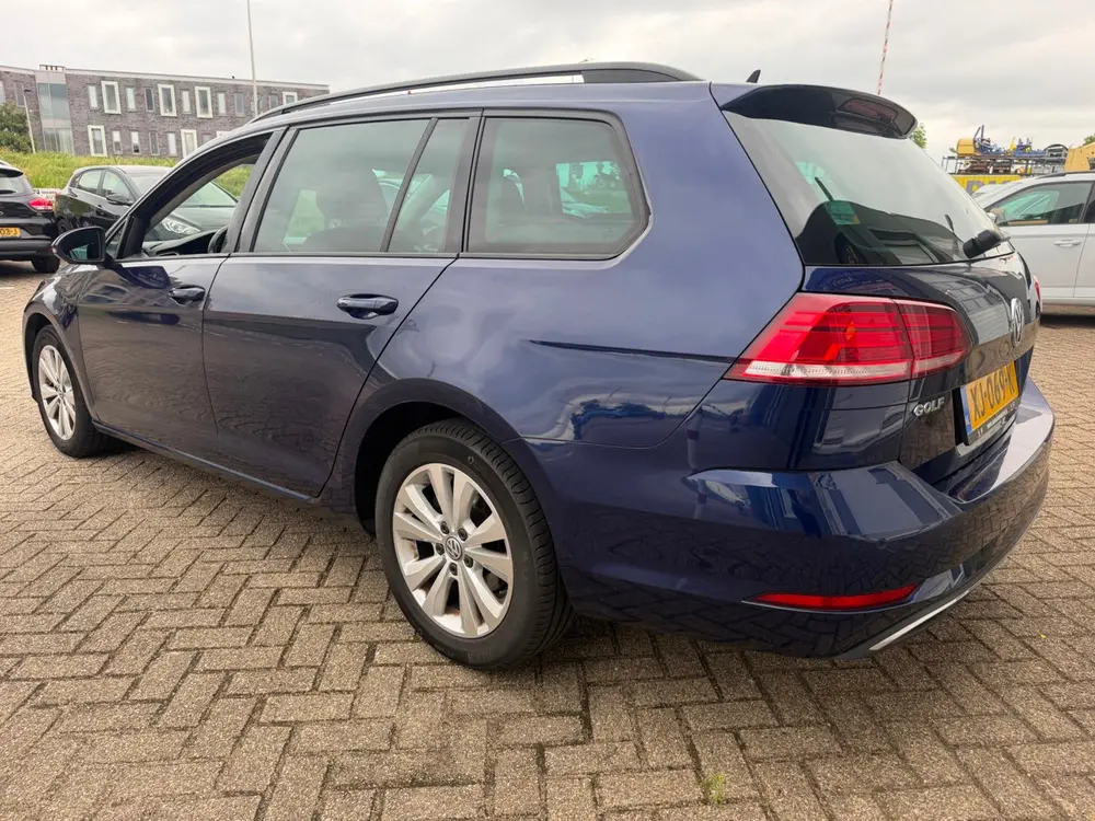 Volkswagen Golf Variant 1.0 TSI Comfortline met parkeersenso uit 2019, foto 4