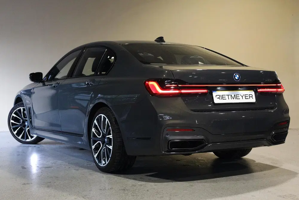 BMW 7-serie 745e High Executive uit 2022, foto 10