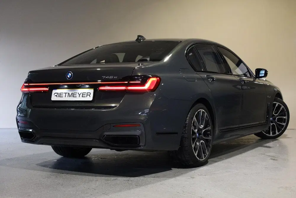 BMW 7-serie 745e High Executive uit 2022, foto 13