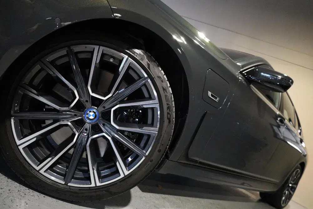 BMW 7-serie 745e High Executive uit 2022, foto 19