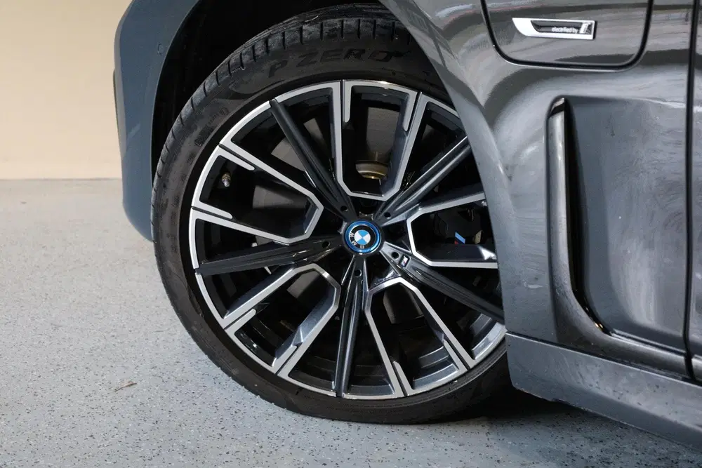 BMW 7-serie 745e High Executive uit 2022, foto 3