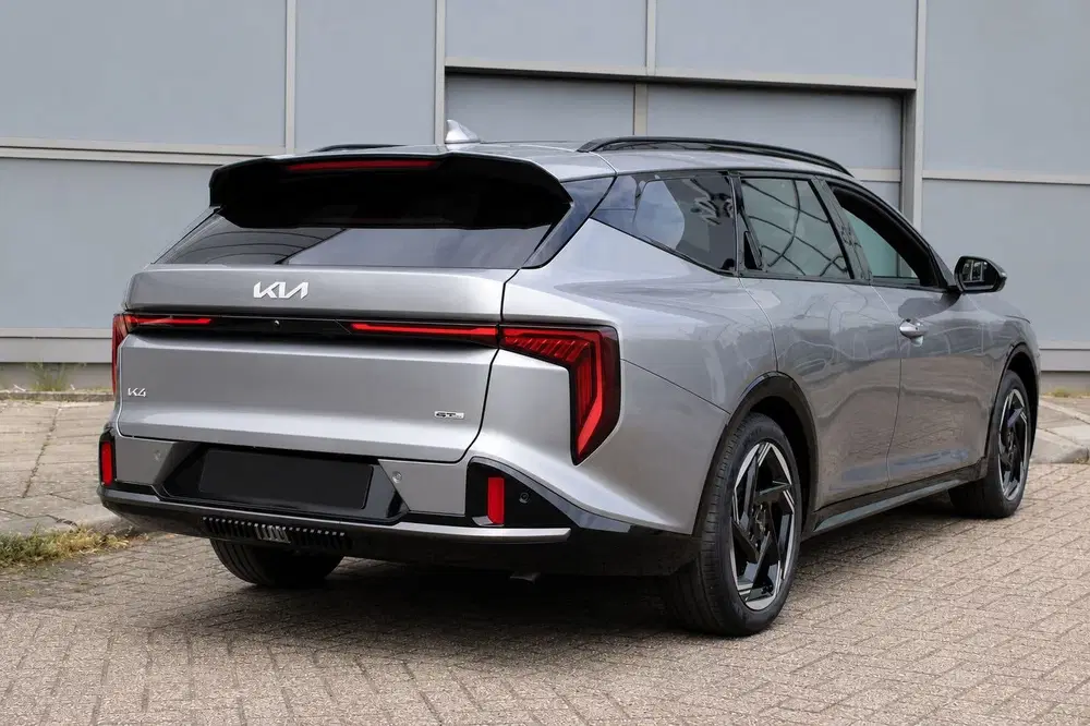 Kia K4 1.0 T-GDi MHEV GT-Line Launch Edition (pa uit 2026, foto 2