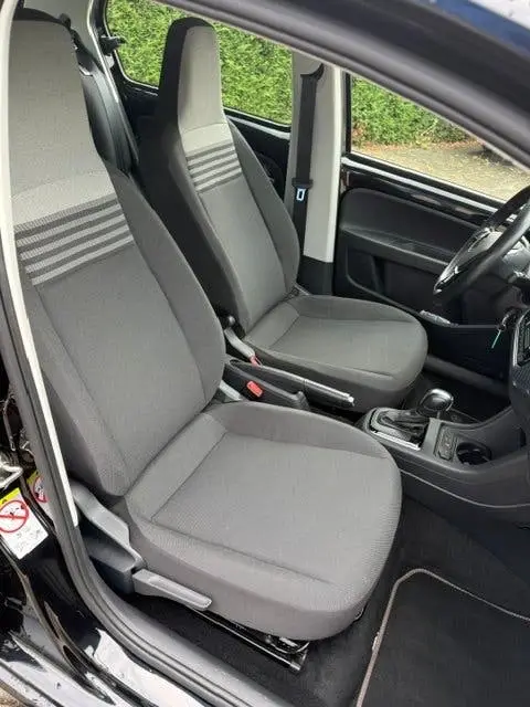 Volkswagen Up! e-Up! Elektromotor 83pk 2021 Zwart 5 Deurs uit 2021, foto 11