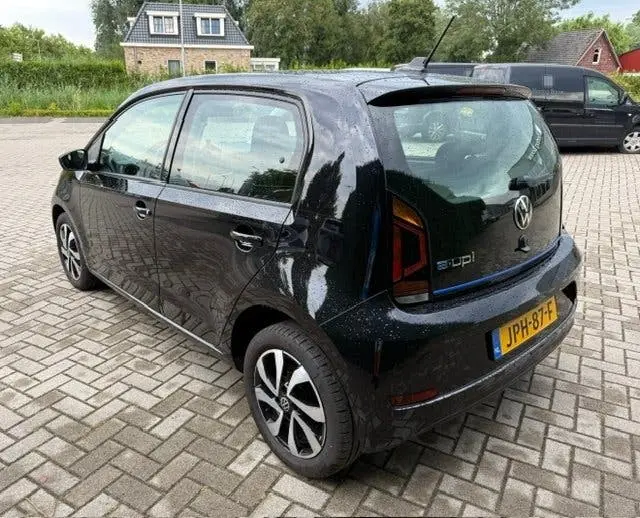 Volkswagen Up! e-Up! Elektromotor 83pk 2021 Zwart 5 Deurs uit 2021, foto 6