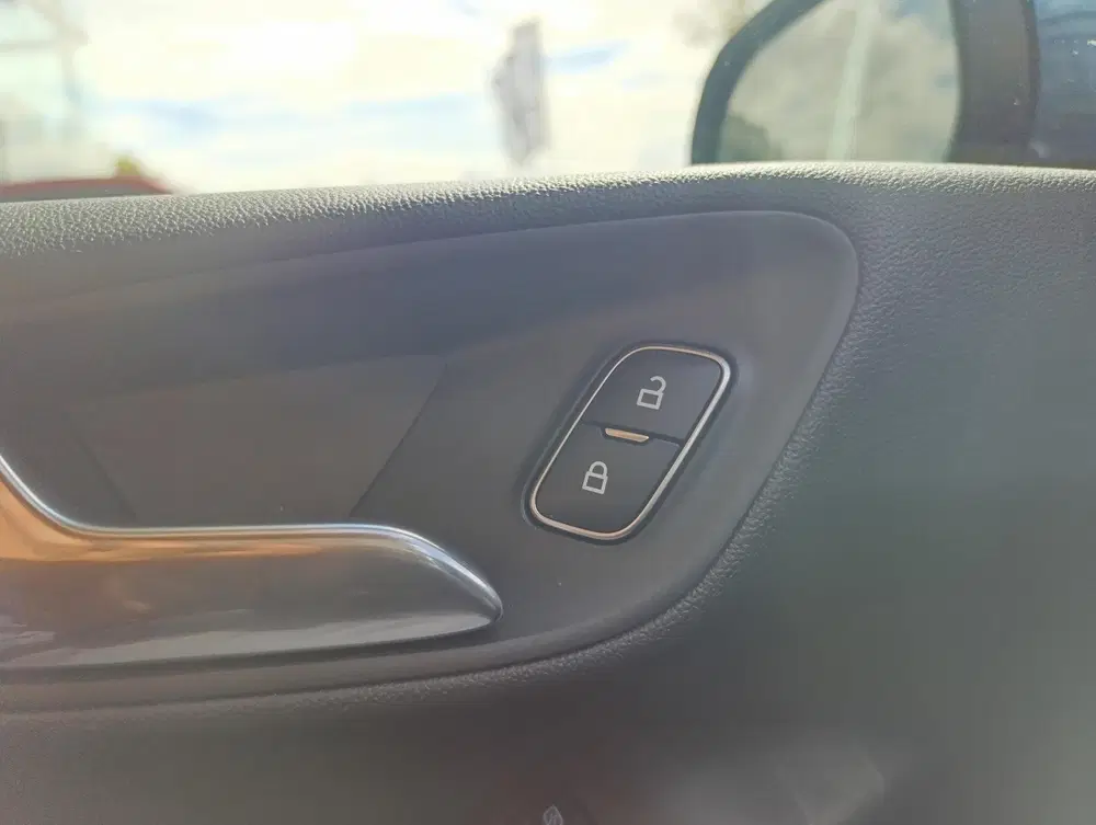 Ford Fiesta 1.0 EcoBoost Hybrid Titanium X uit 2023, foto 15