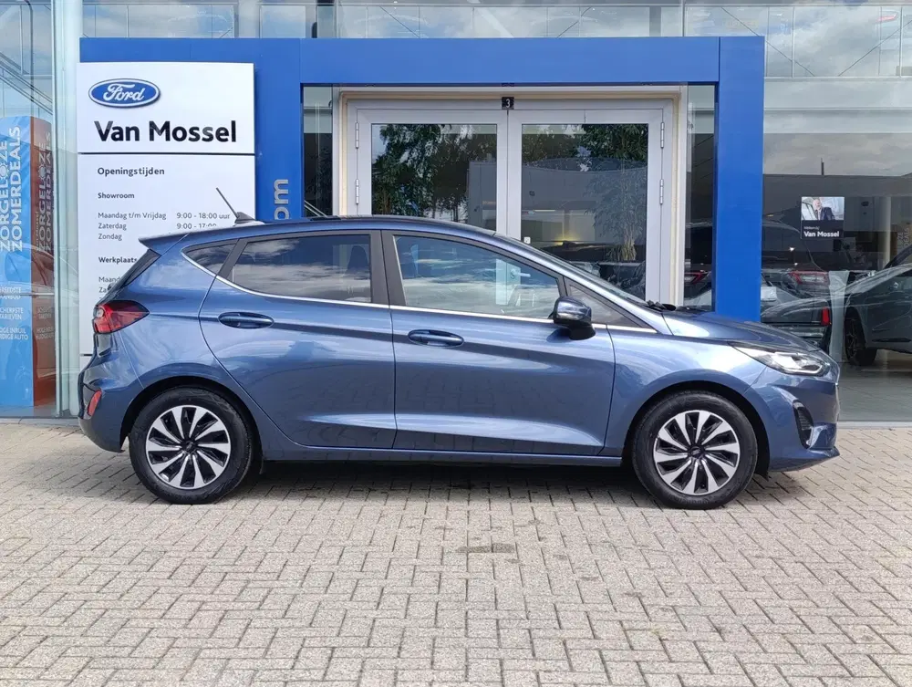 Ford Fiesta 1.0 EcoBoost Hybrid Titanium X uit 2023, foto 4
