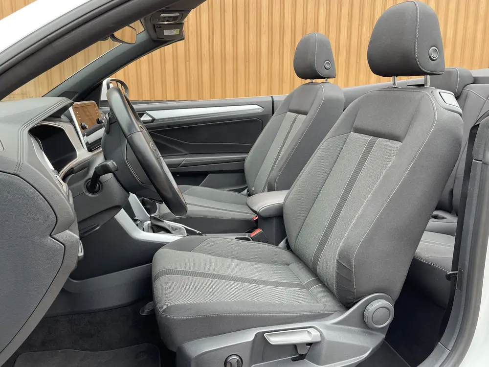 Volkswagen T-Roc Cabrio 1.5 TSI R-Line Uitstraling | Apple C uit 2023, foto 10