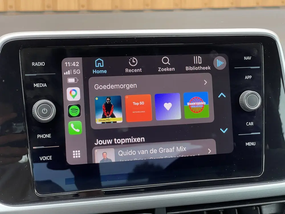 Volkswagen T-Roc Cabrio 1.5 TSI R-Line Uitstraling | Apple C uit 2023, foto 15