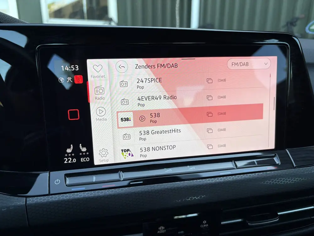 Volkswagen Golf 1.4 eHybrid GTE (bj 2022, automaat) uit 2022, foto 13