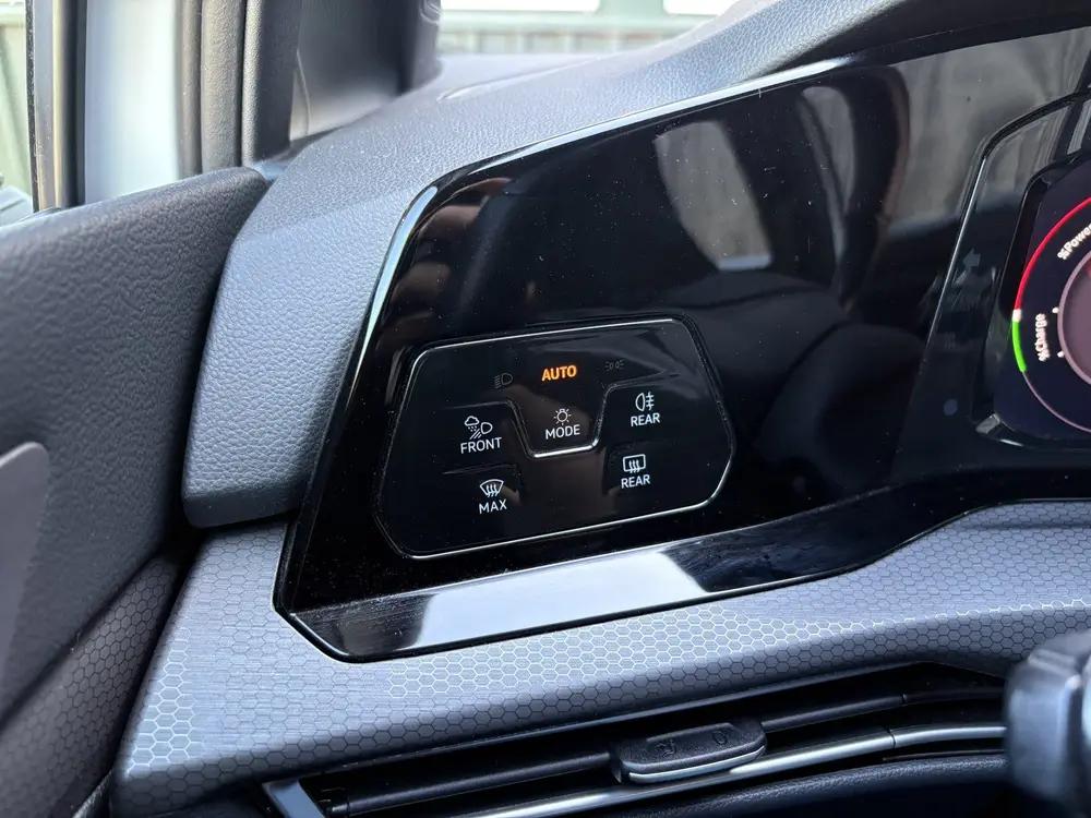 Volkswagen Golf 1.4 eHybrid GTE (bj 2022, automaat) uit 2022, foto 20