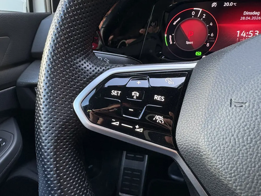Volkswagen Golf 1.4 eHybrid GTE (bj 2022, automaat) uit 2022, foto 8
