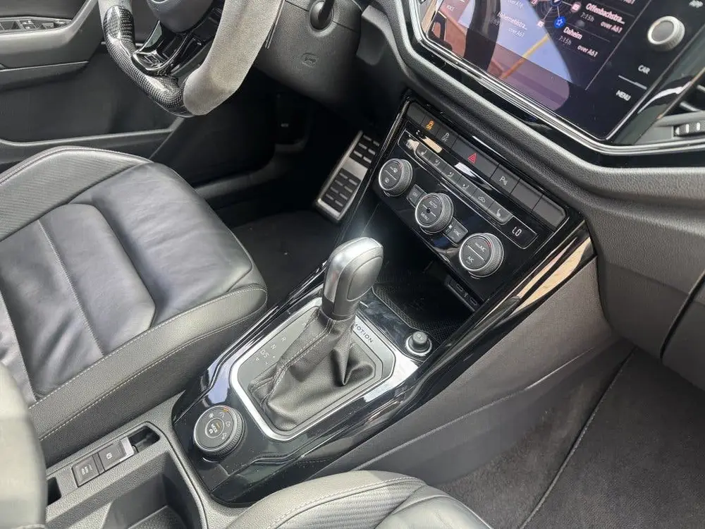Volkswagen T-Roc 2.0 TSI 4Motion R Beats Pano Akra 430PK uit 2020, foto 20