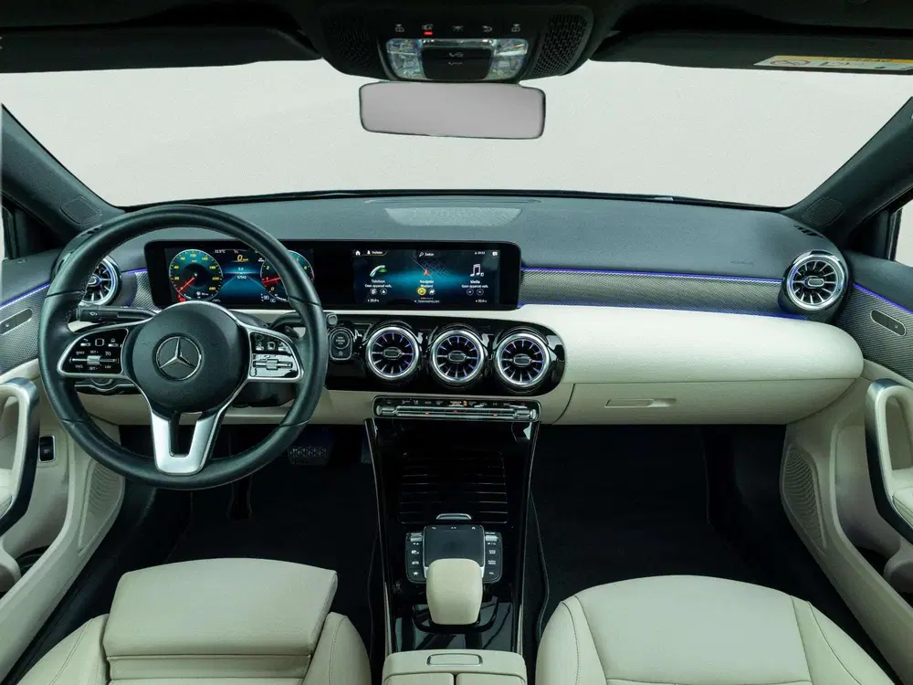 Mercedes-Benz A-Klasse 180 Business Solution uit 2022, foto 11