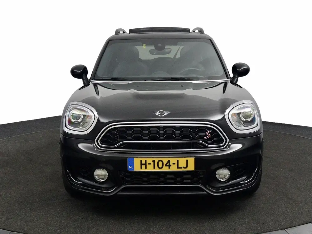 Mini Countryman 2.0 Cooper S Chili zwart uit 2019, foto 10