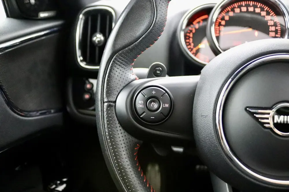Mini Countryman 2.0 Cooper S Chili zwart uit 2019, foto 16