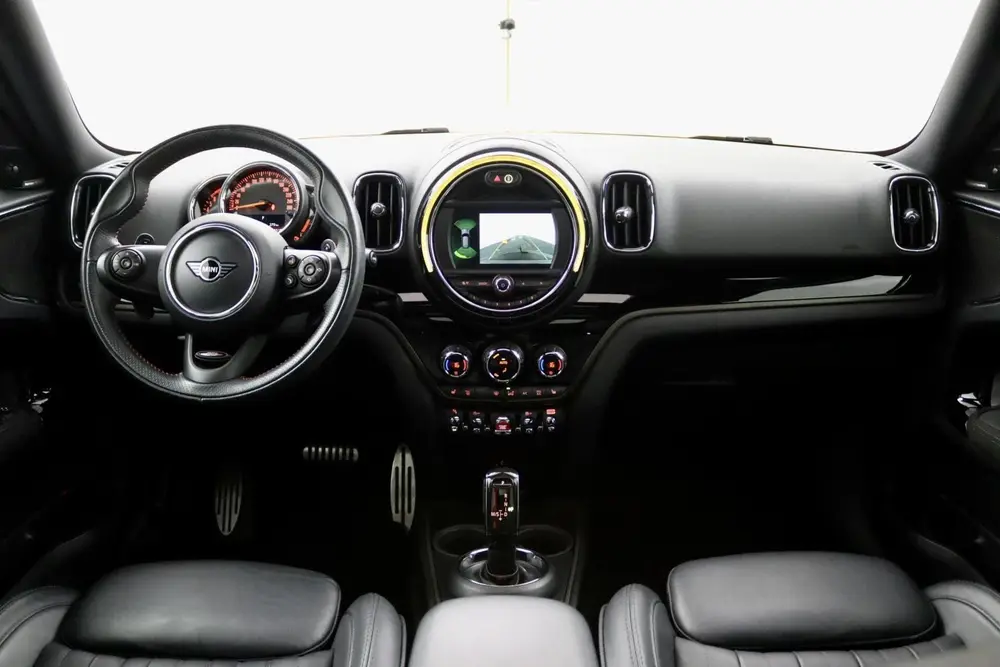 Mini Countryman 2.0 Cooper S Chili zwart uit 2019, foto 2