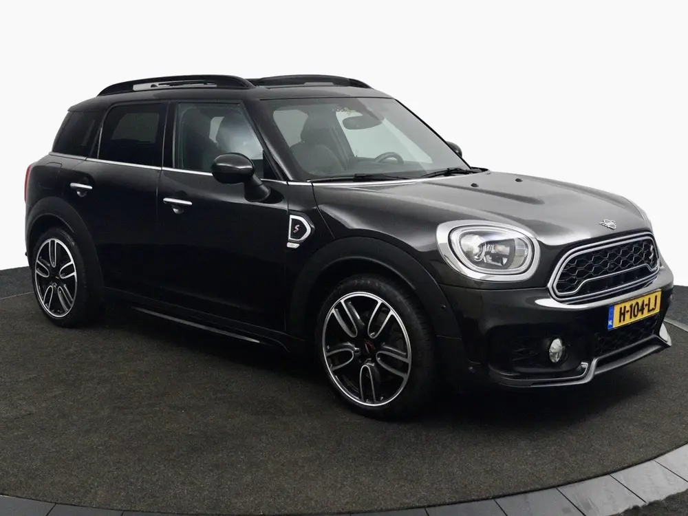 Mini Countryman 2.0 Cooper S Chili zwart uit 2019, foto 4