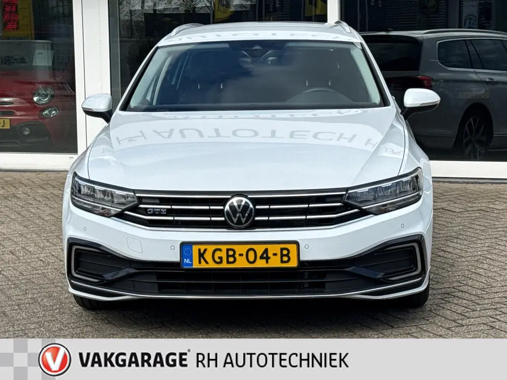 Volkswagen Passat Variant 1.4 TSI PHEV GTE Business uit 2023, foto 3