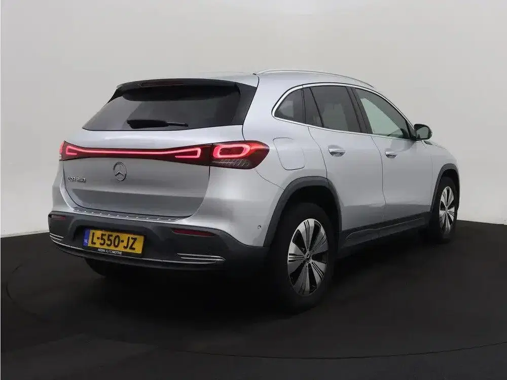 Mercedes-Benz EQA 250 Business Solution Luxury 67 kWh so 96% uit 2021, foto 6