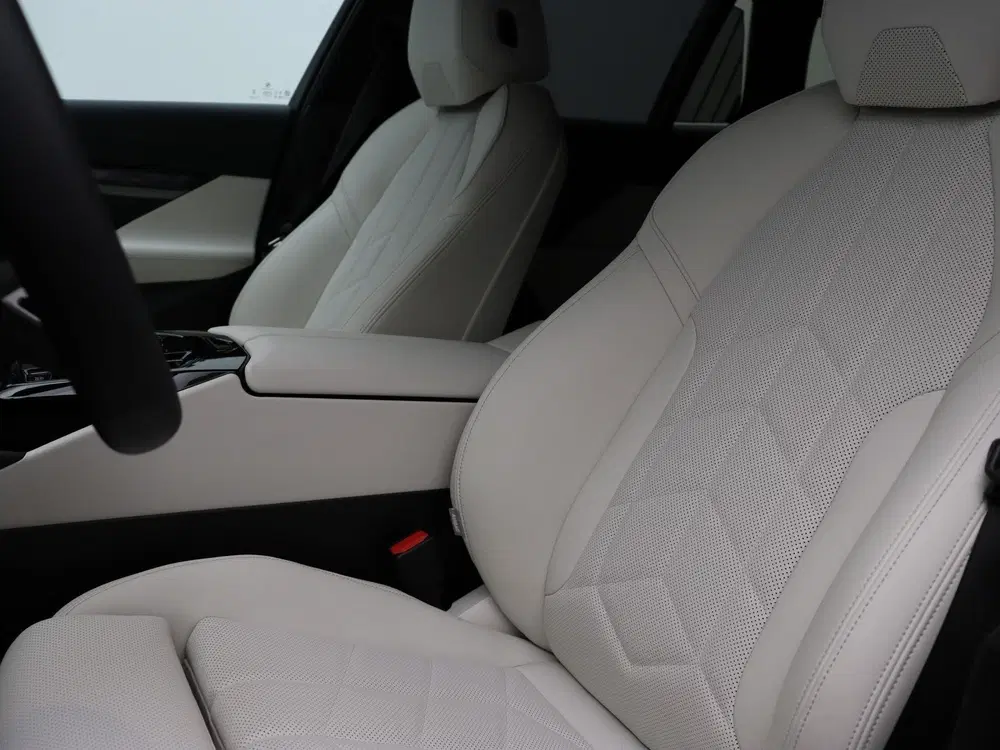 BMW i5 eDrive40 M Sportpakket Pro uit 2025, foto 12