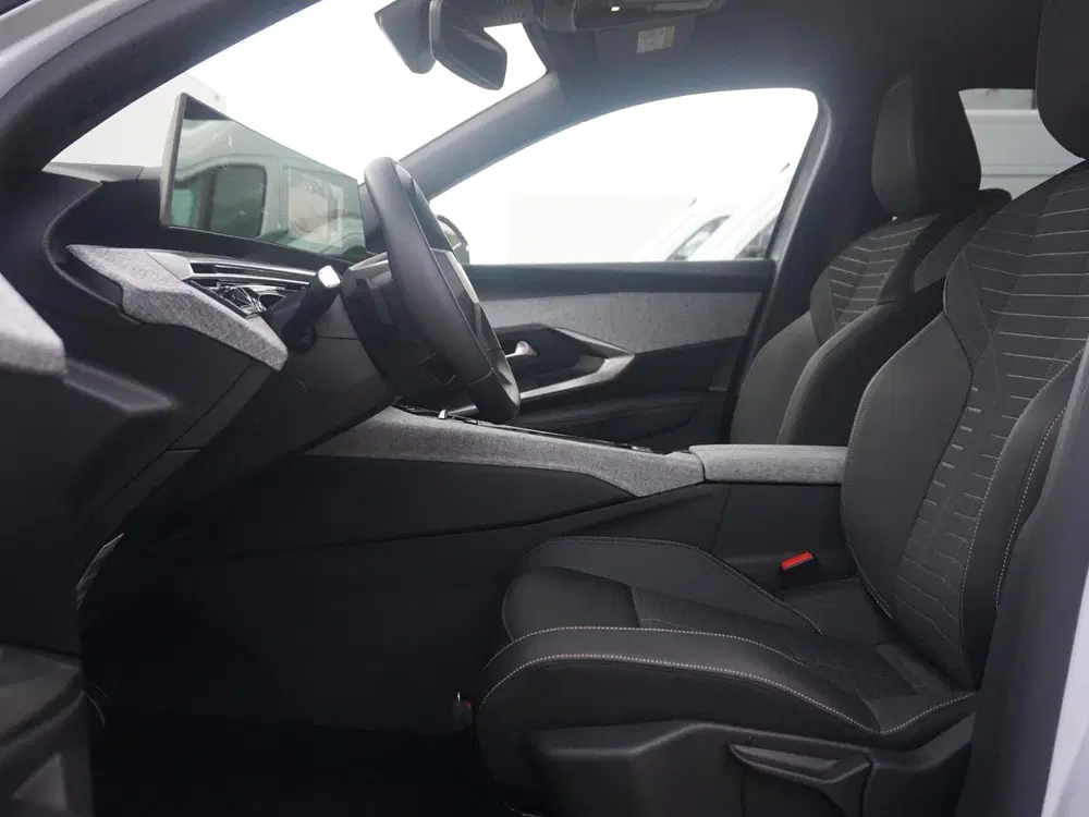 Peugeot 5008 1.2 Hybrid 136 Allure 7p uit 2025, foto 10
