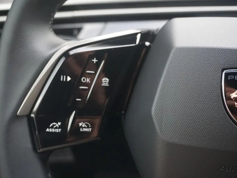 Peugeot 5008 1.2 Hybrid 136 Allure 7p uit 2025, foto 16
