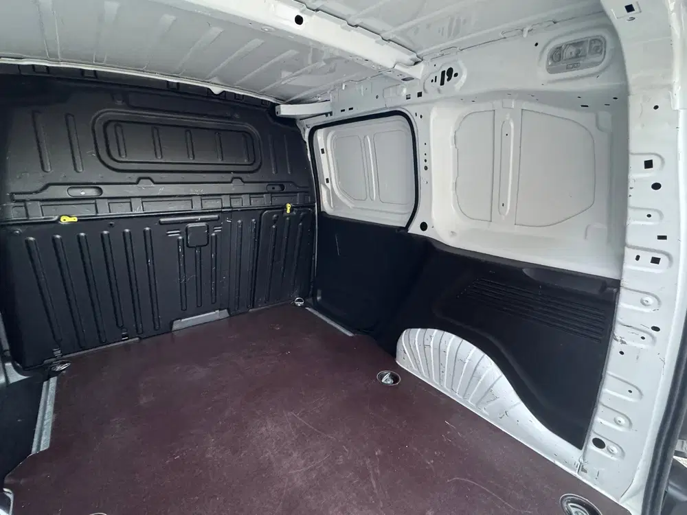 Citroën Berlingo Citroen BERLINGO 1.2 PURETECH CLUB 110PK B uit 2021, foto 15