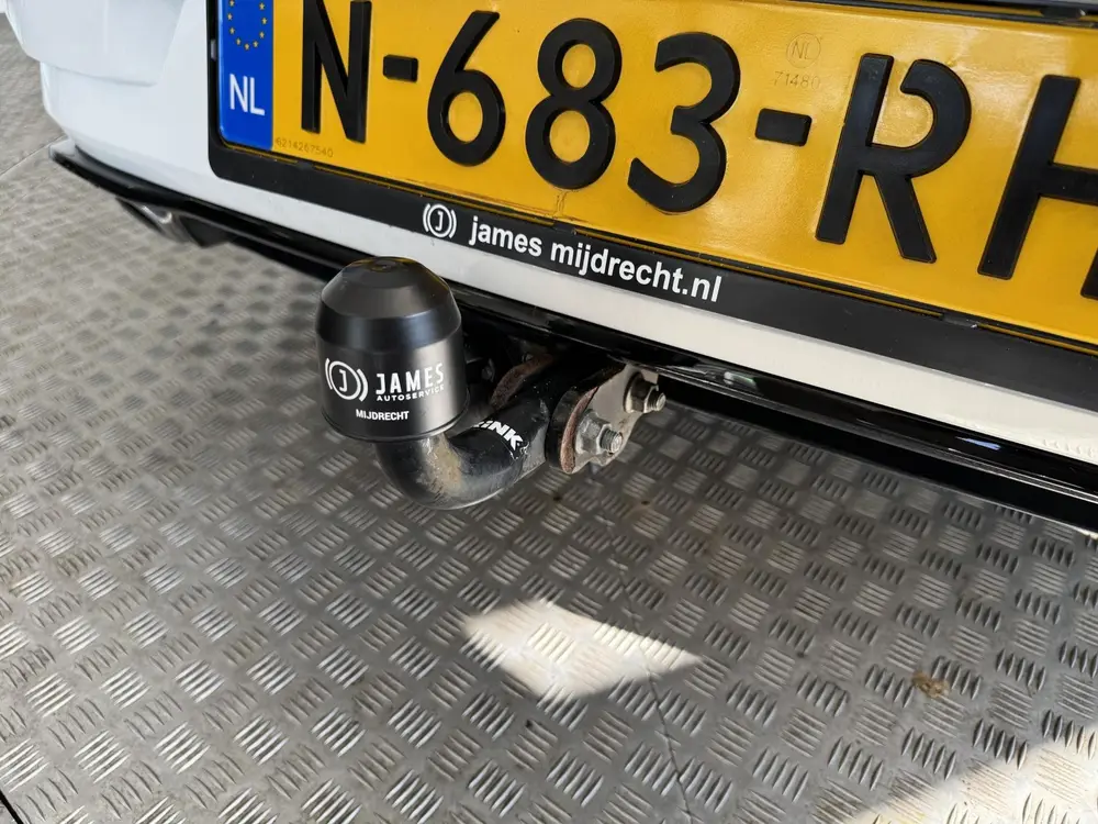 Volkswagen Golf 1.5 TSI Highline Business R-Line 18” inch uit 2019, foto 6