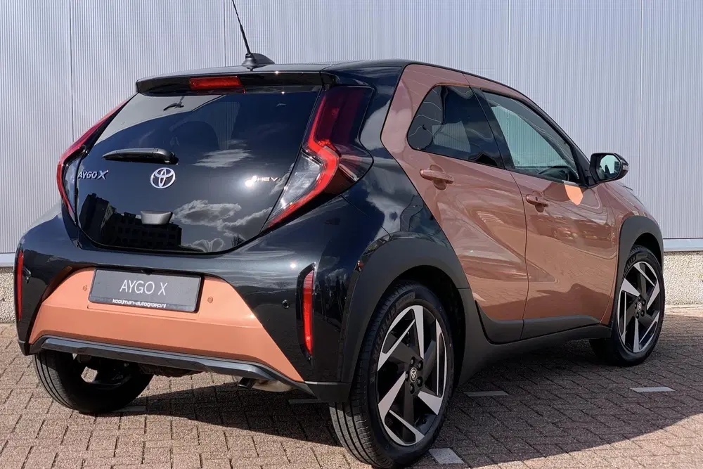 Toyota Aygo X Hybrid 115 envy € 1500 inruilpremie uit 2026, foto 4