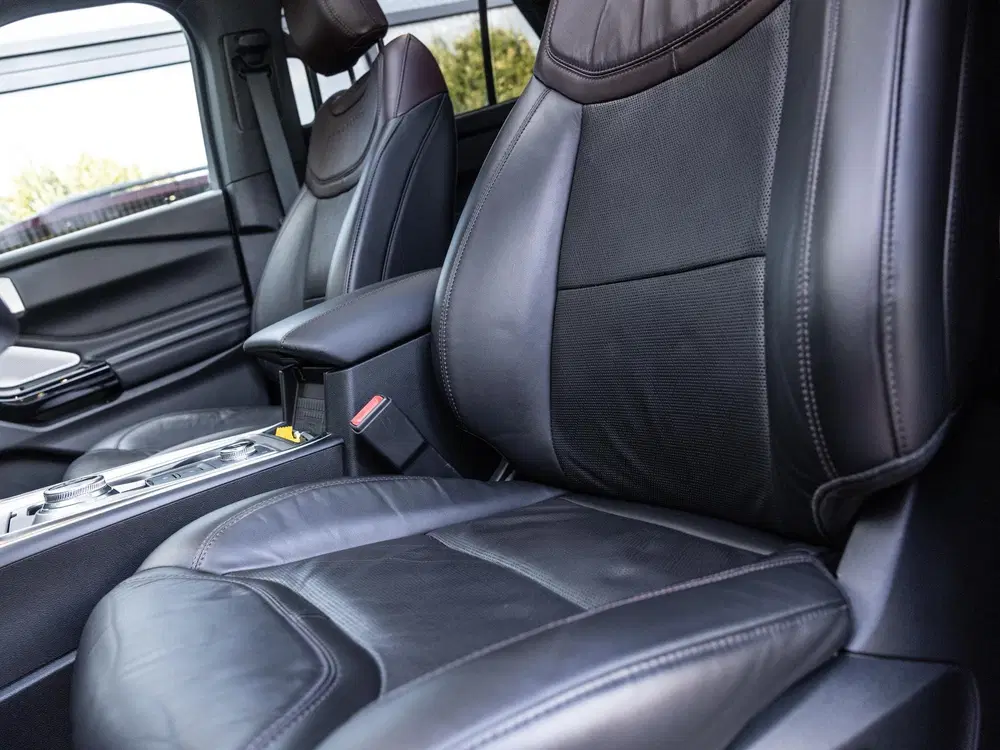 Ford Explorer 3.0 V6 ECOBOOST uit 2022, foto 15