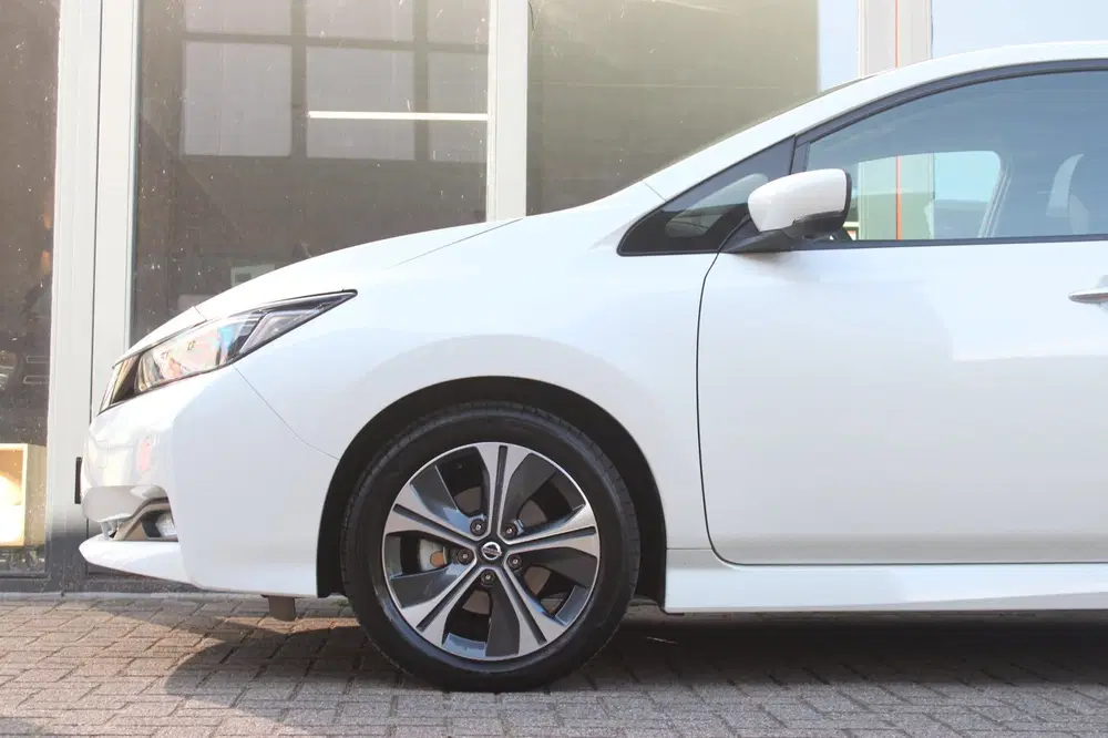 Nissan Leaf N-Connecta 40 kWh uit 2021, foto 11