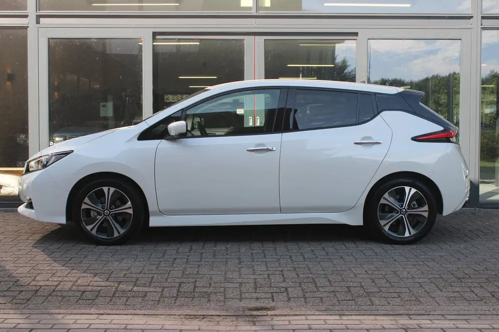 Nissan Leaf N-Connecta 40 kWh uit 2021, foto 3