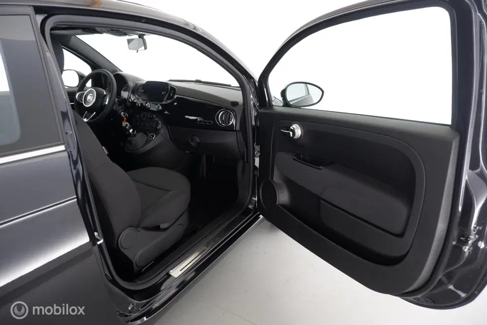 Fiat 500 1.0 Hybrid Dolcevita Finale airco uit 2024, foto 10