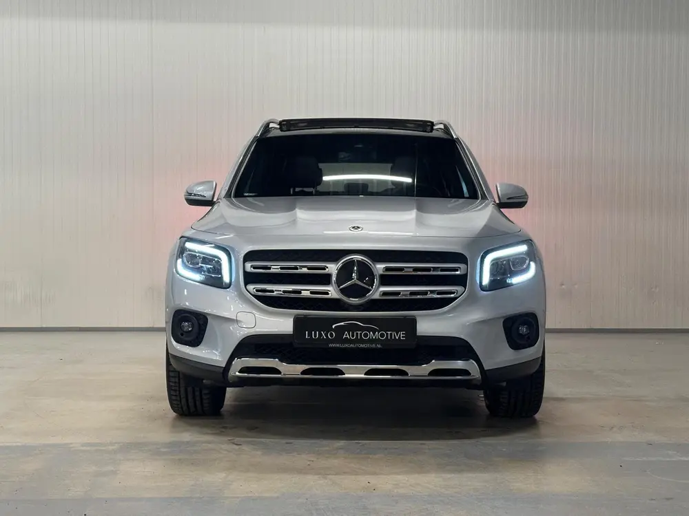 Mercedes-Benz GLB 200 uit 2023, foto 10
