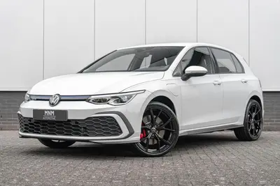 Volkswagen Golf 1.4 eHybrid GTE |IQ-Light|Virtual|Carplay|AC uit 2020