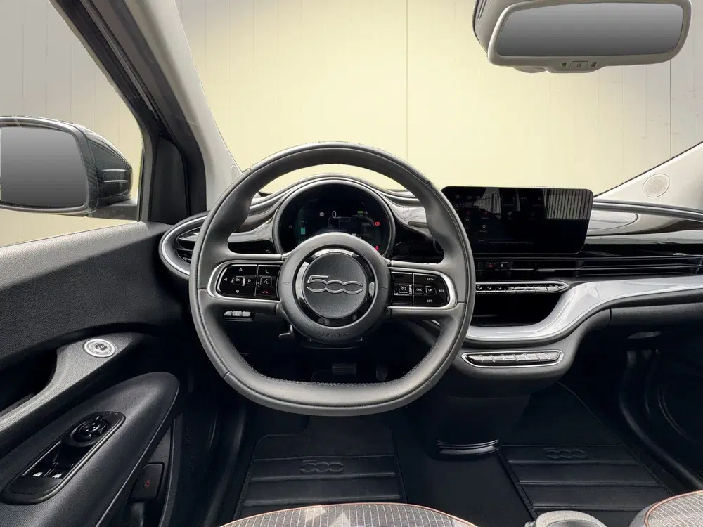 Fiat 500e CABRIO ICON+ 42KWH Soh 93% uit 2022, foto 16