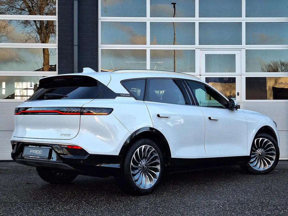 Voyah Free Limited Edition Business 4WD 106 kWh | Schuifdak uit 2026, foto 4