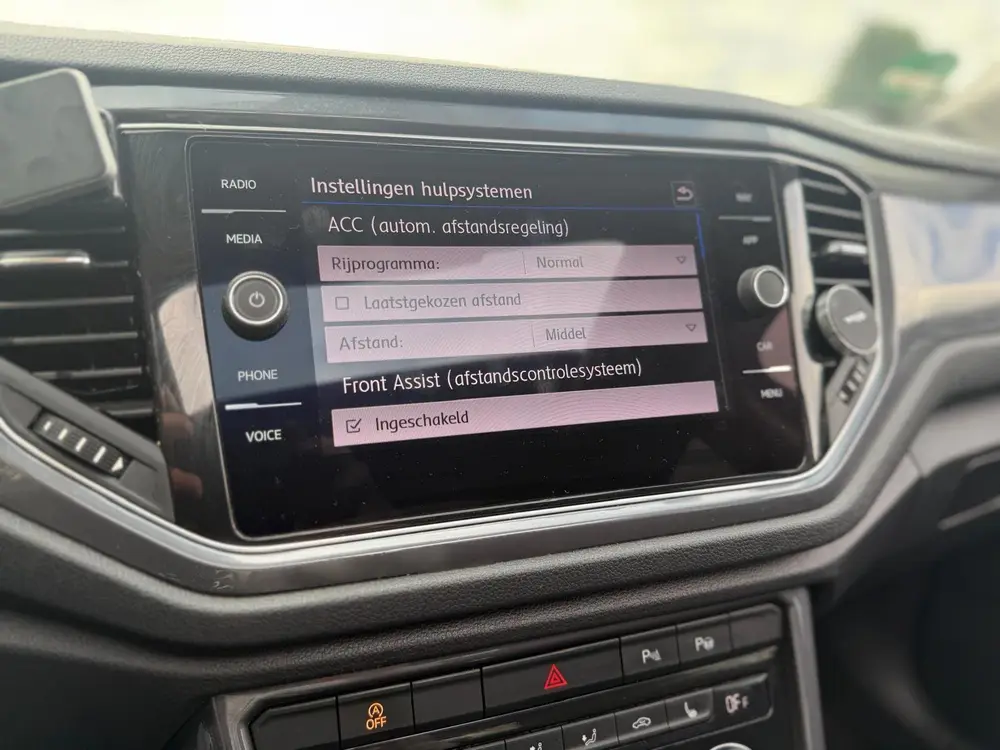 Volkswagen T-ROC 1.5 TSI iQ.Drive/DSG/Pano/Acc/Virt.dash uit 2019, foto 19