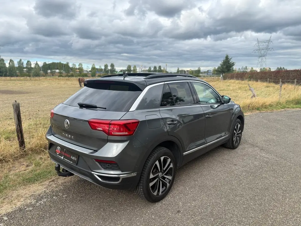 Volkswagen T-ROC 1.5 TSI iQ.Drive/DSG/Pano/Acc/Virt.dash uit 2019, foto 3