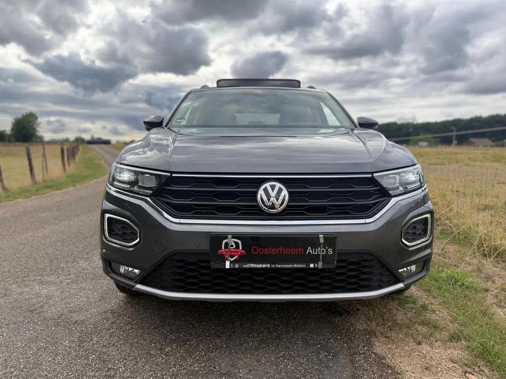 Volkswagen T-ROC 1.5 TSI iQ.Drive/DSG/Pano/Acc/Virt.dash uit 2019, foto 4