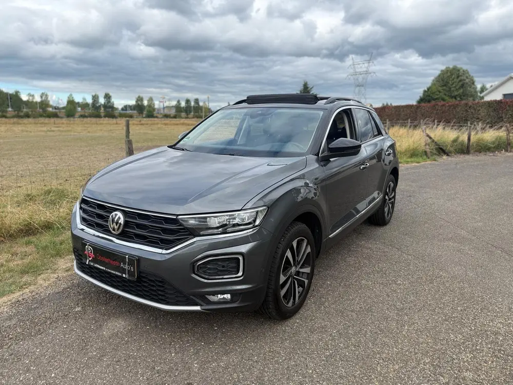 Volkswagen T-ROC 1.5 TSI iQ.Drive/DSG/Pano/Acc/Virt.dash uit 2019, foto 5