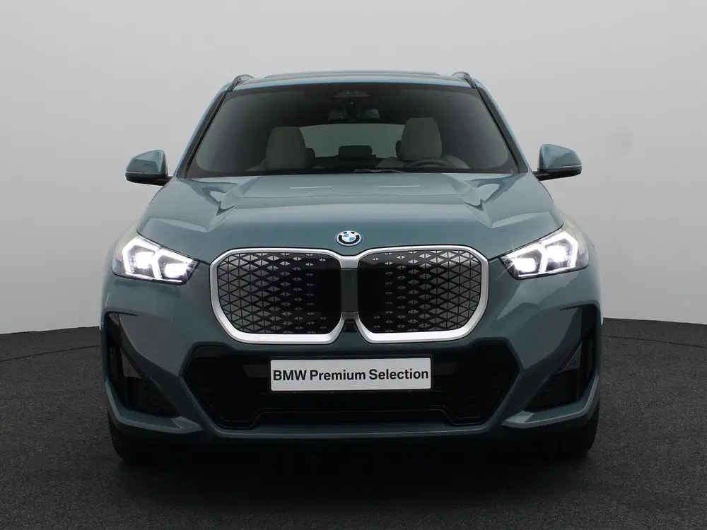 BMW iX1 eDrive20 M Sportpakket uit 2024, foto 3