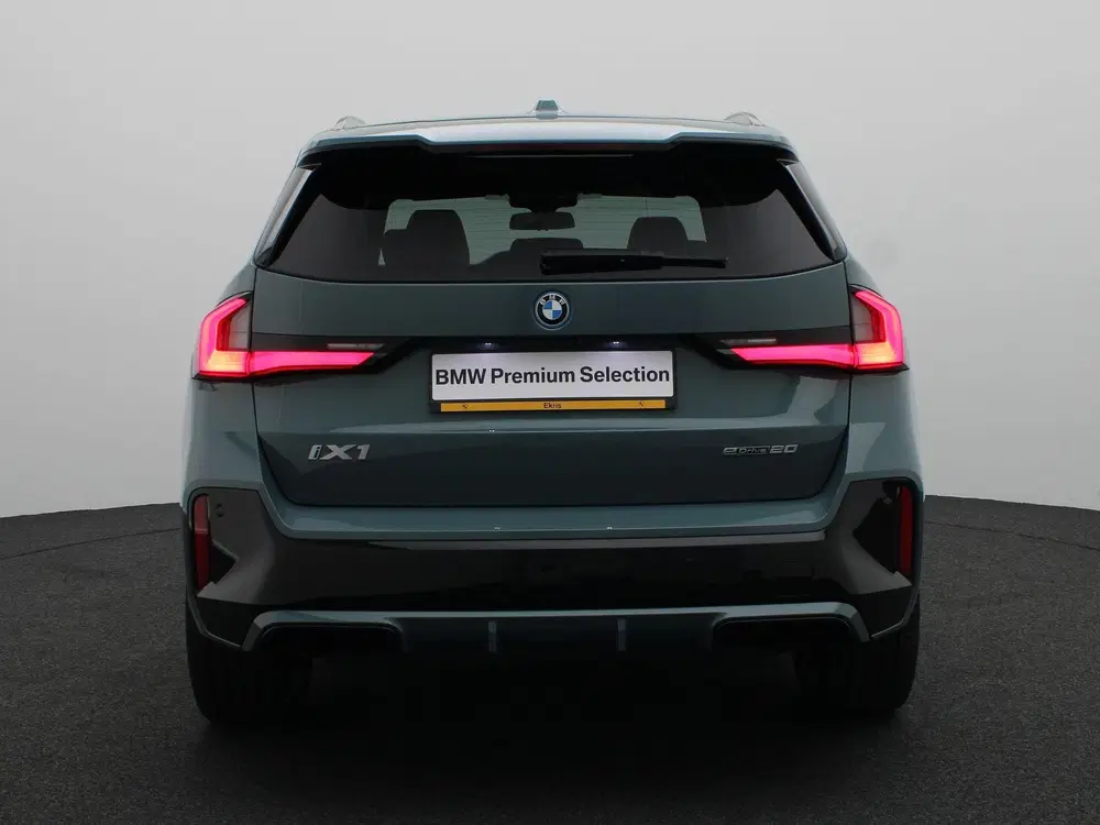 BMW iX1 eDrive20 M Sportpakket uit 2024, foto 5