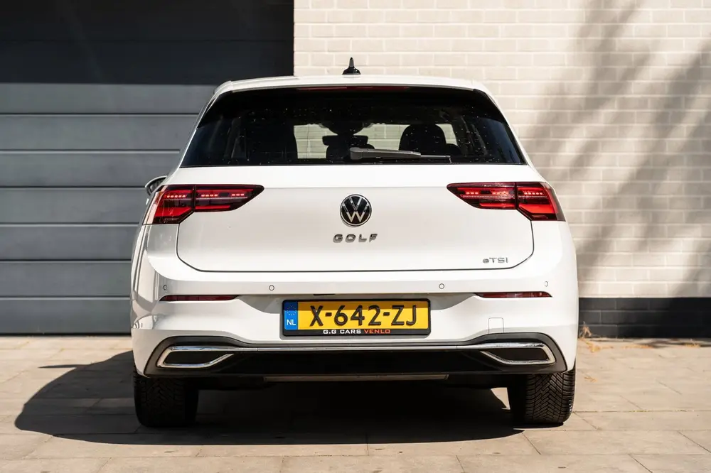Volkswagen Golf 1.5 eTSI Style IQ Light | Camera | Massage | uit 2020, foto 13
