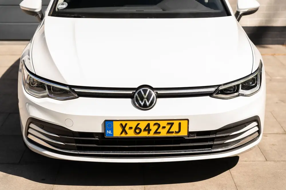 Volkswagen Golf 1.5 eTSI Style IQ Light | Camera | Massage | uit 2020, foto 8