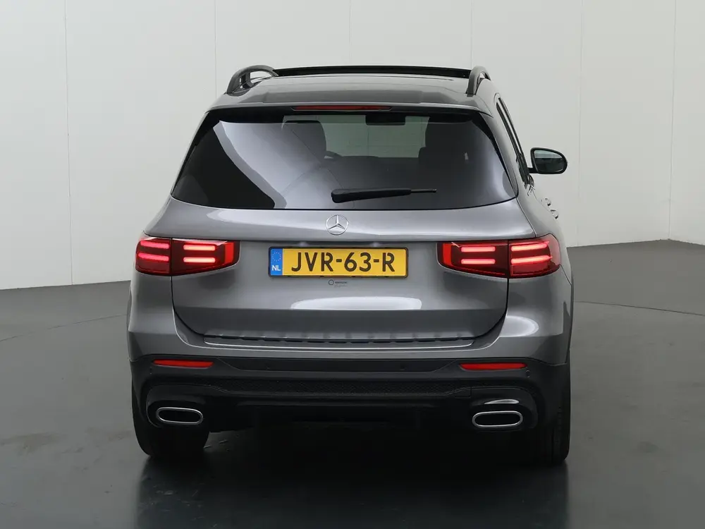 Mercedes-Benz GLB 180 Business Solution AMG uit 2026, foto 4