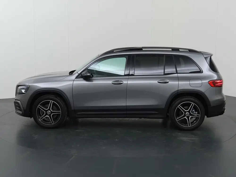 Mercedes-Benz GLB 180 Business Solution AMG uit 2026, foto 5