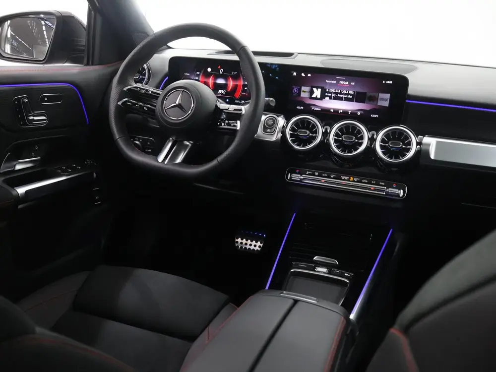 Mercedes-Benz GLB 180 Business Solution AMG uit 2026, foto 9