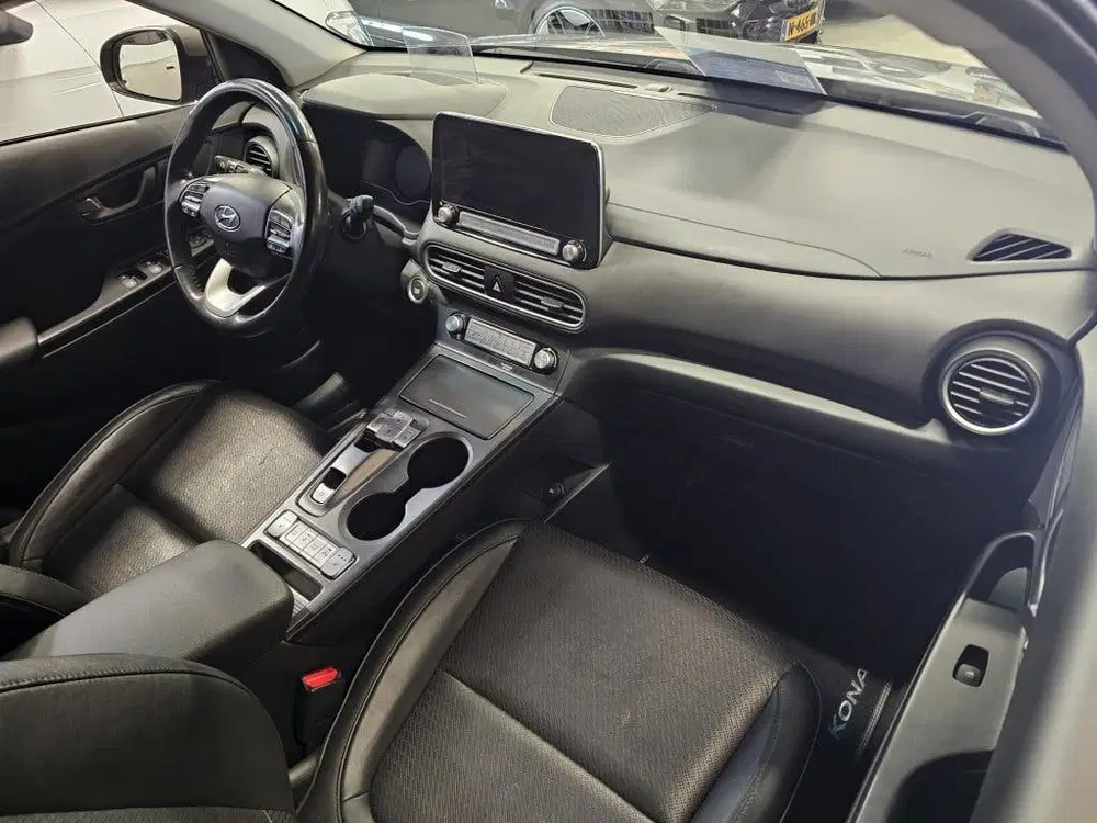 Hyundai KONA EV Comfort 64 kWh uit 2020, foto 5
